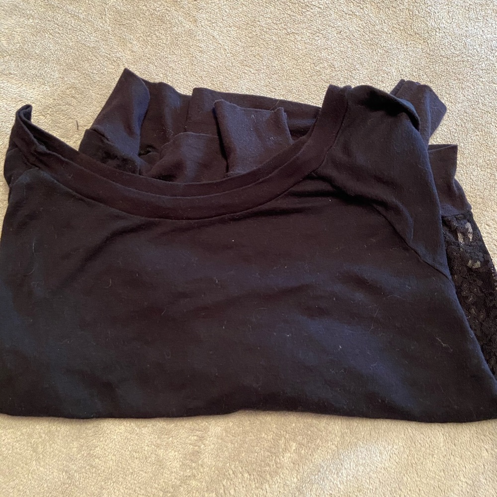 Thin Black Longsleeve